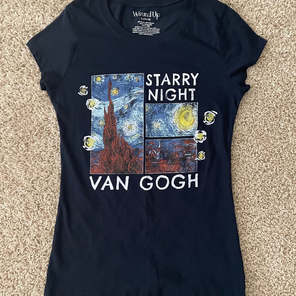 NWOT Ladies Starry Night Van Gogh Tee Navy Color Size L (11-13)